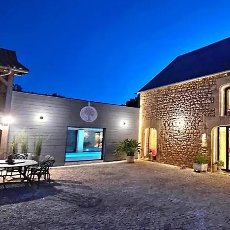 De Luxe Holiday home Grolejac